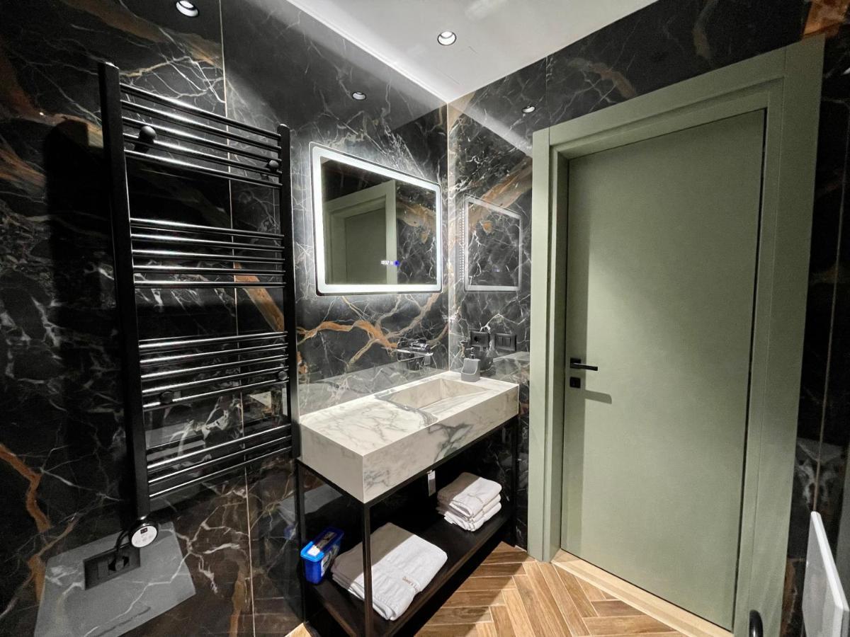 Queens Luxury Apartments Tirana Kültér fotó