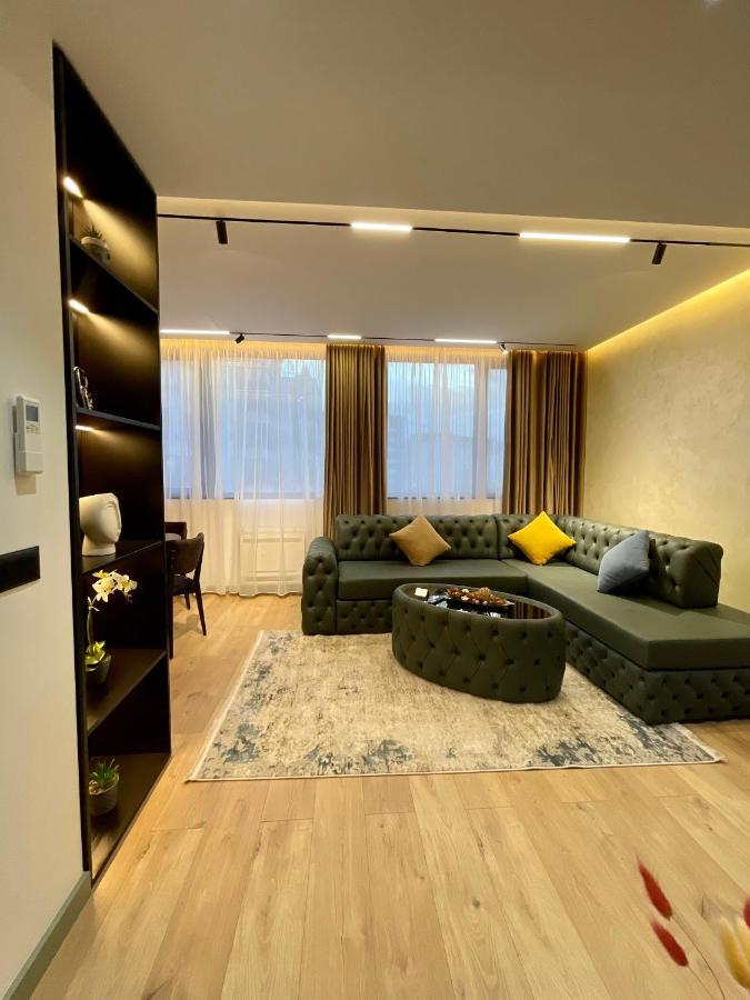 Queens Luxury Apartments Tirana Kültér fotó