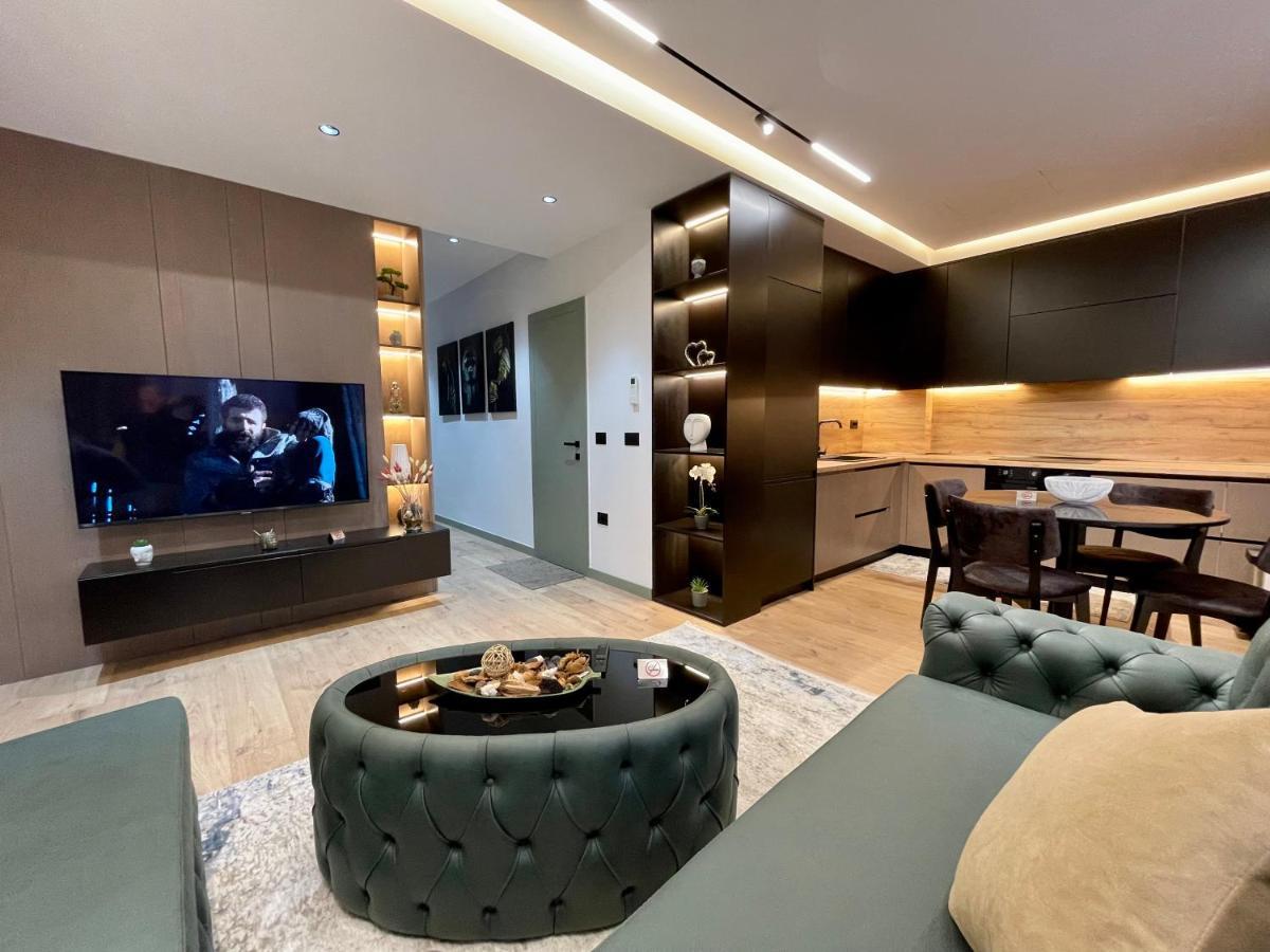 Queens Luxury Apartments Tirana Kültér fotó